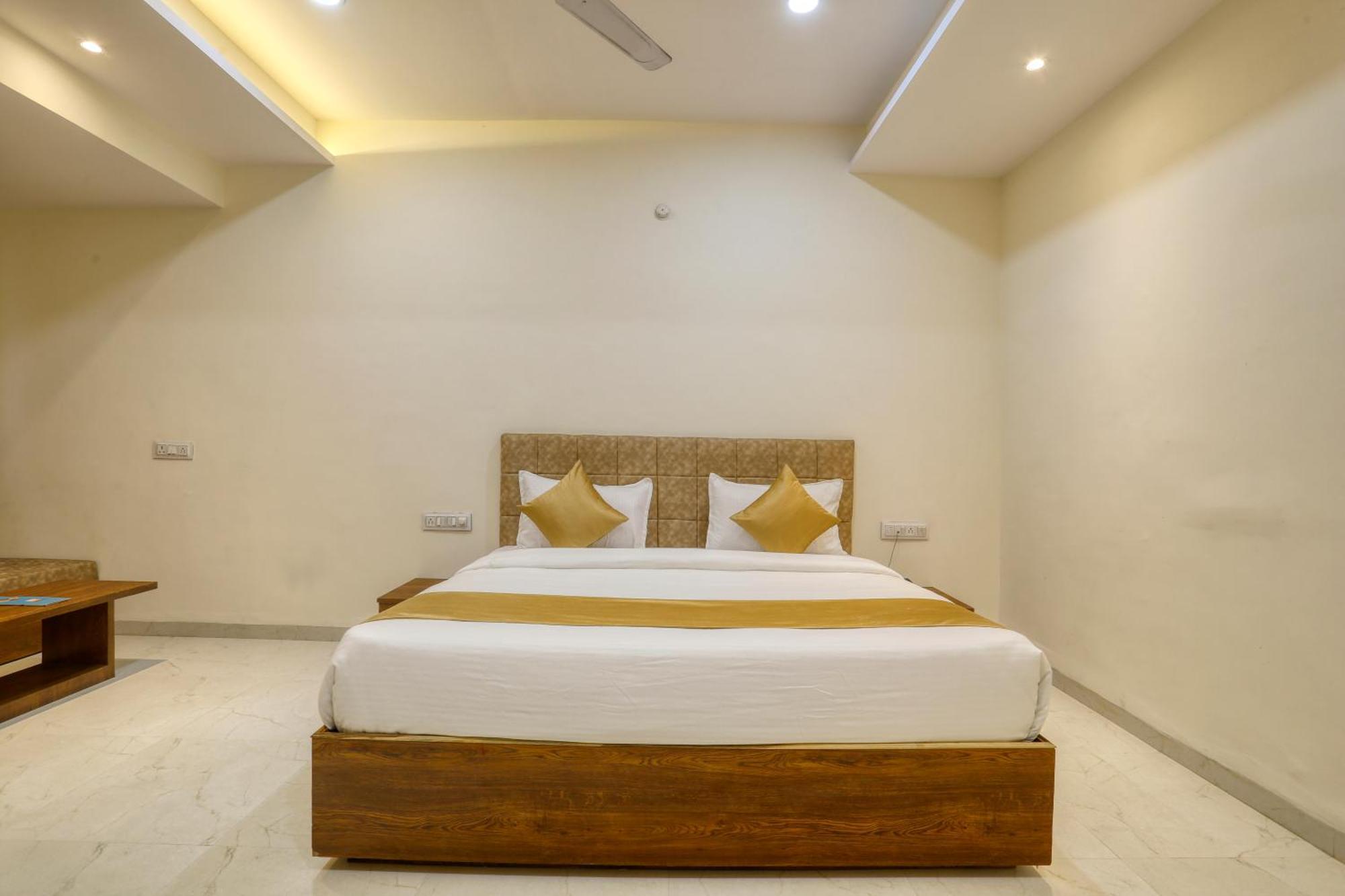 Hotel Konark Indore Eksteriør billede