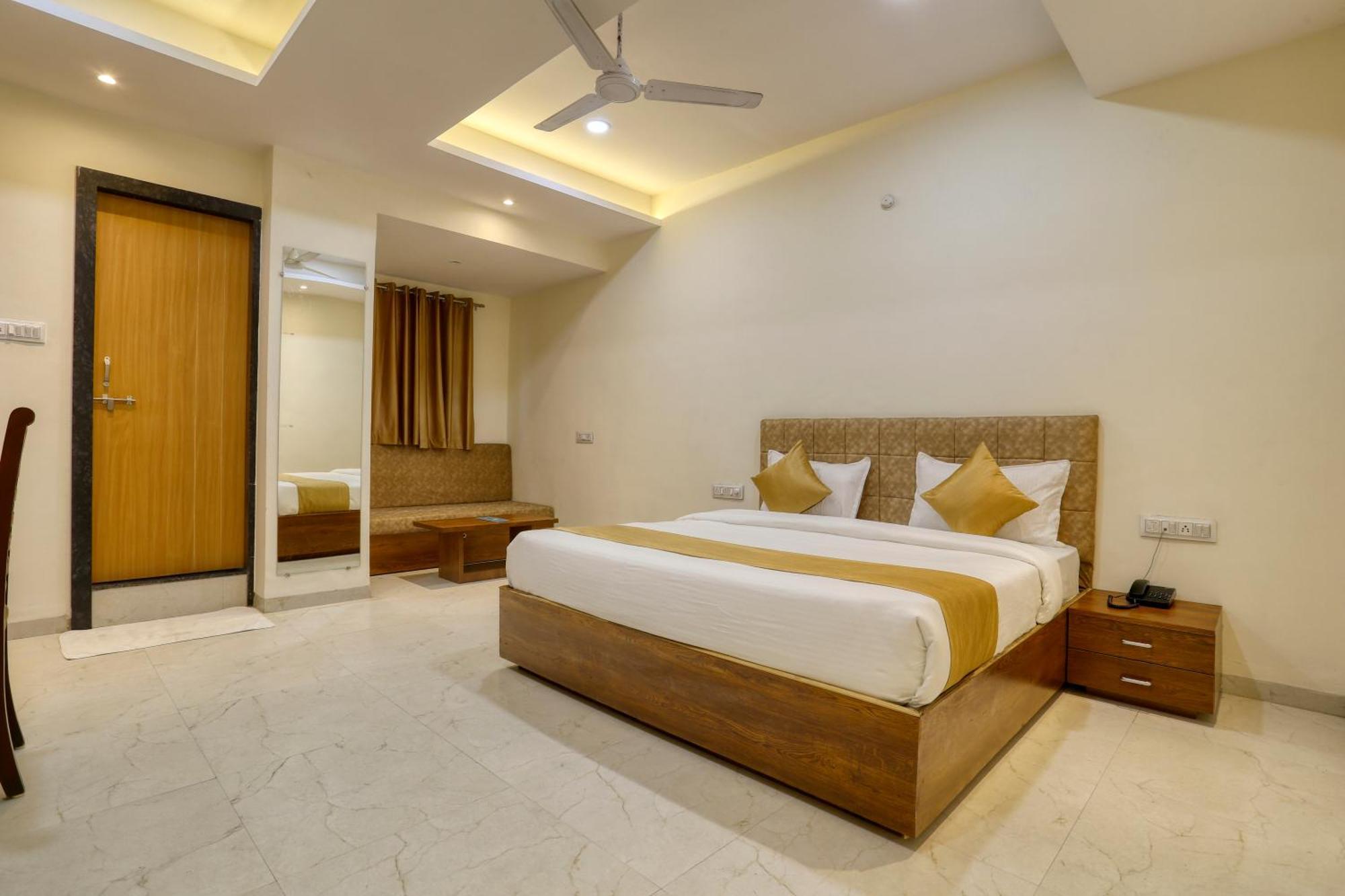 Hotel Konark Indore Eksteriør billede